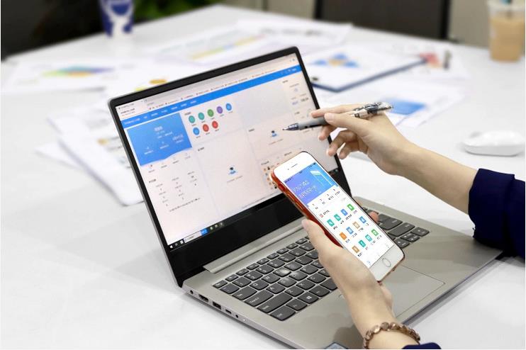 員工自助app在HR系統中起到什么作用？