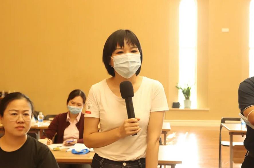 參會嘉賓積極參與提問交流